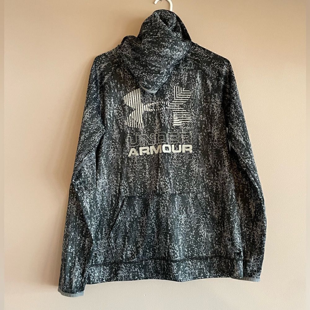 Under Armour hoodie